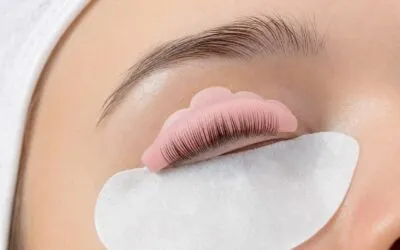 Rehaussement de cils et brow lift : bien préparer la prestation